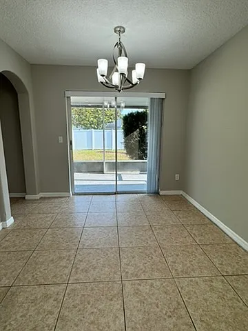 1631 Sherbourne St — Photo 9