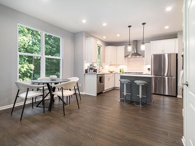 2865 Dillon Dr — Photo 14