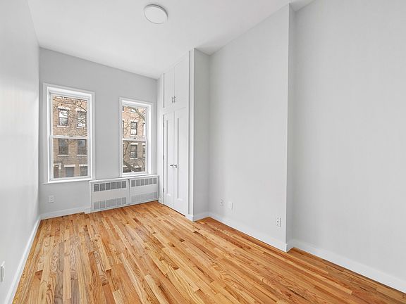 5th image of 341 21st St #B