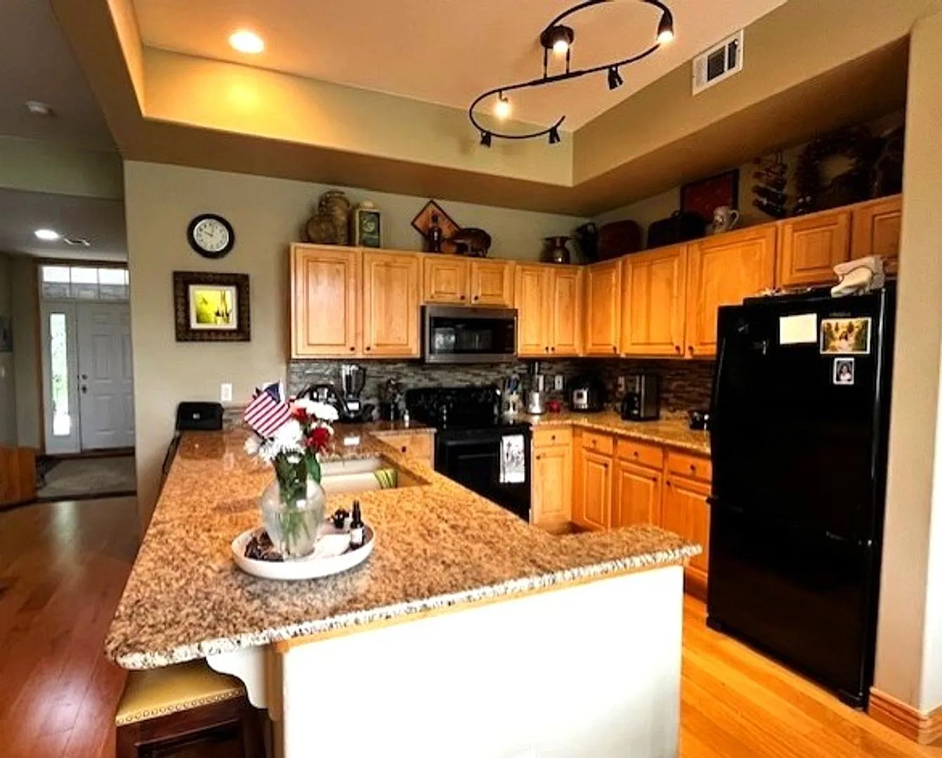 Winter Seasonal Rental- 174 Robin Drive — Photo 3