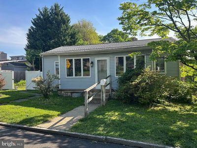 133 Maple Ave, Belmont Hills, PA, 19004