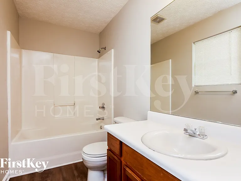 5098 Bird Rd — Photo 9