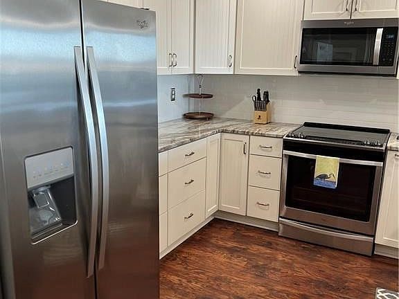 2nd image of 2902 River Dr APT D301