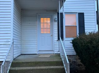 29 Jackson St APT 1, Woonsocket, RI 02895