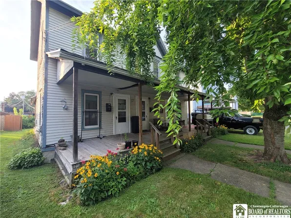 65-67 E Everett St, Falconer, NY 14733