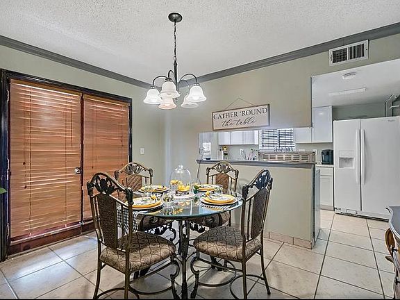 2nd image of 3509 Breckenridge Dr