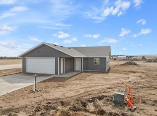 10899 Eagle Ct, Belle Fourche, SD 57717