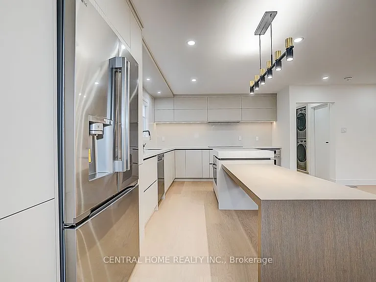23 Bakerdale Rd — Photo 5