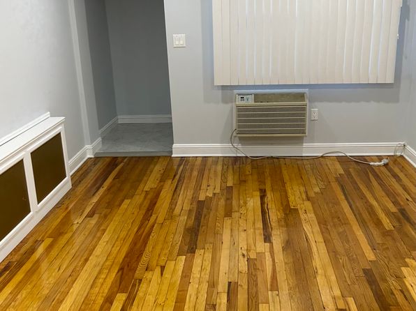 942 E 85th St FLOOR 1