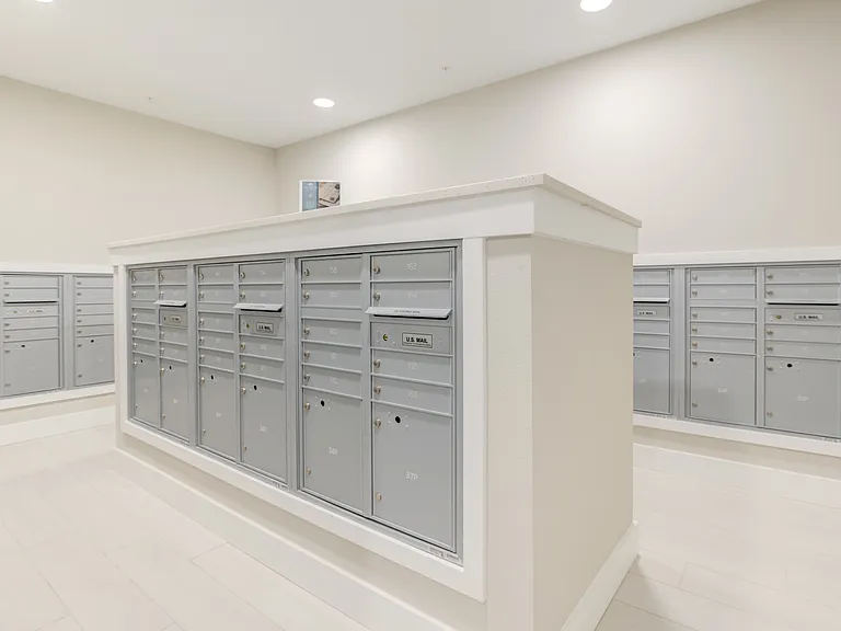 The Pointe at Siena Ridge 55+ Active Adult Apartment Homes — Photo 29
