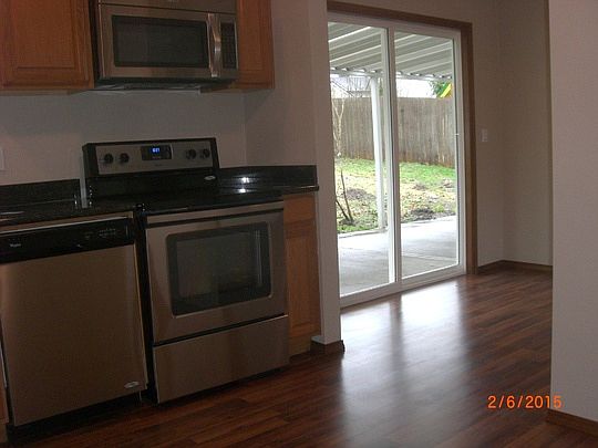 5th image of 6830 89th Pl NE