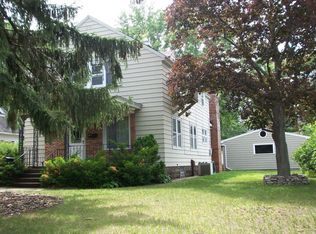 624 Fall St, Eau Claire, WI 54703