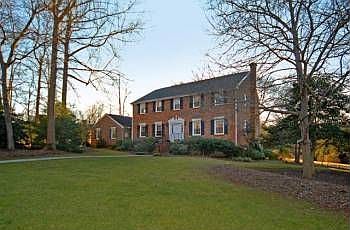 1st image of 400 Glen Arbor St