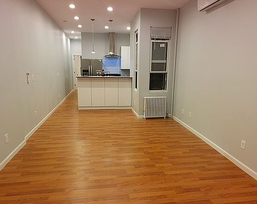 4th image of 2219 41st St #4