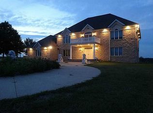1100 Wright Brothers Blvd E, Cedar Rapids, IA 52404