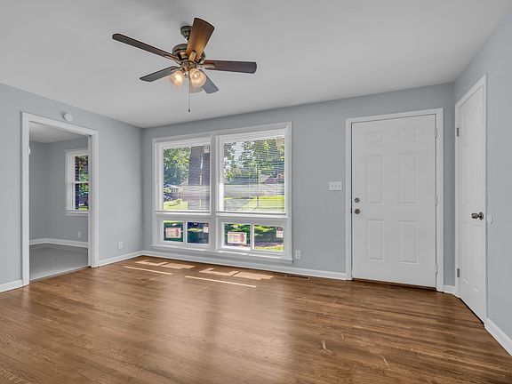 2nd image of 108 Meadowbrook Dr