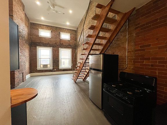 5th image of 1313-1315 Main St #9