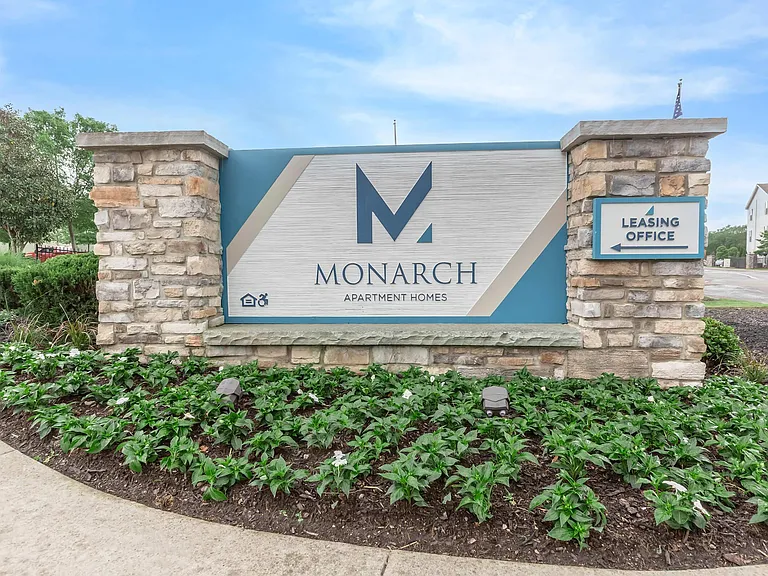 Monarch Apartments — Photo 46