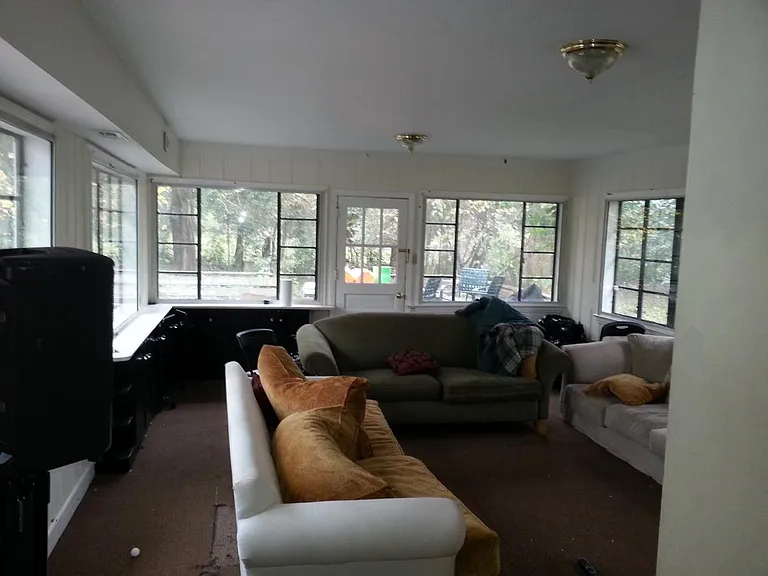 305 Brooks Ave — Photo 15