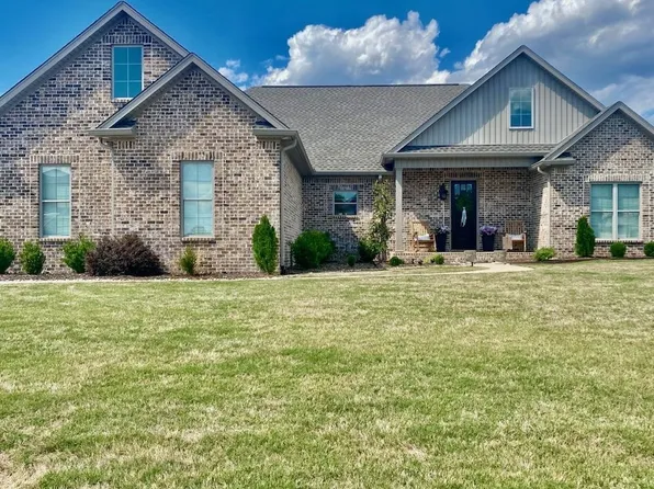 212 Grove Park Way, Tuscumbia, AL 35674