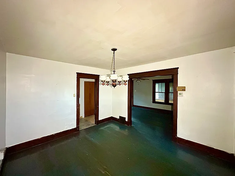 720 Neshannock Blvd — Photo 10
