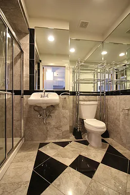 Rented by Keller Williams NYC | media 22