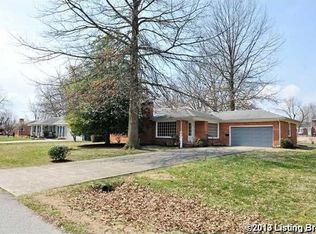 9902 Fireside Dr, Louisville, KY 40272