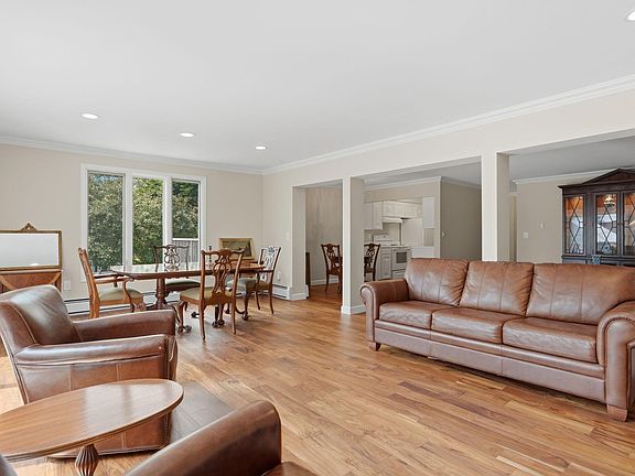 2nd image of 456 Summit Ave APT 203