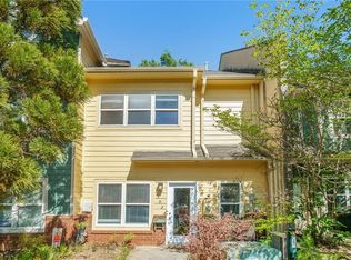 1502 Dancing Fox Rd, Decatur, GA 30032