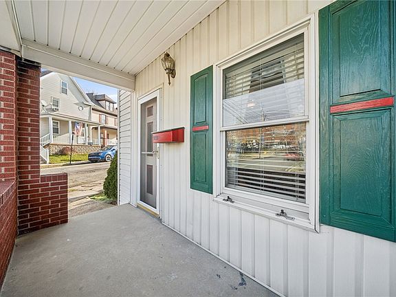 3rd image of 600 Cleveland St