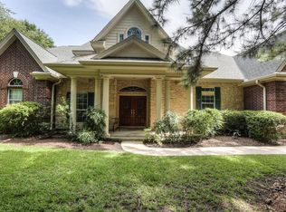 15537 Crown Oaks Dr, Montgomery, TX 77316