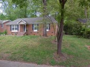 3408 Regents Park Ln, Greensboro, NC 27455