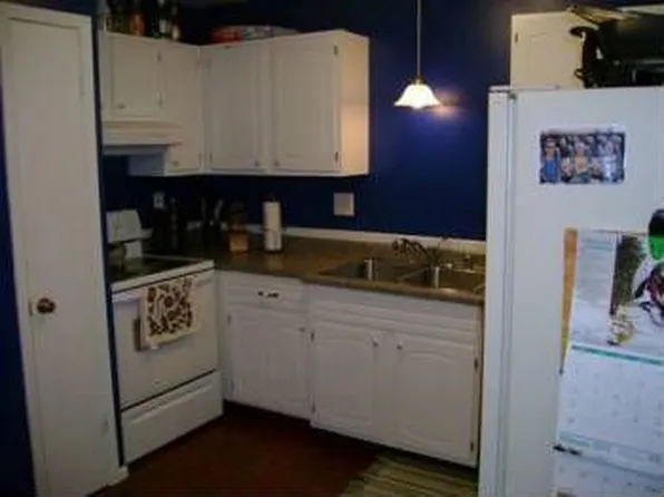 6204 W Port Ave, Milwaukee, WI 53223