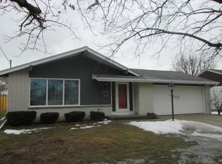 1136 S 35th St, Manitowoc, WI 54220