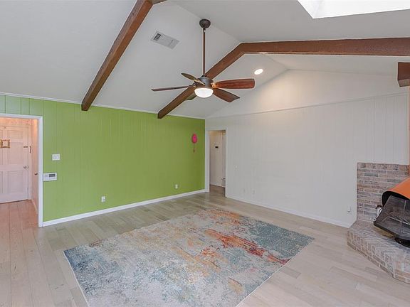 5th image of 2308 Jacqueline Dr