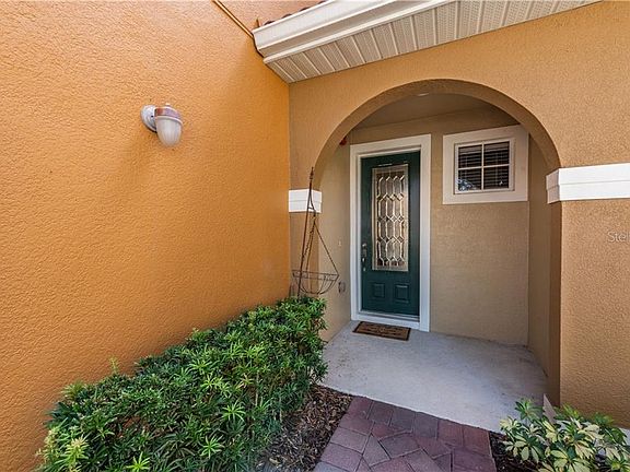 4th image of 120 Canterbury Bell Dr