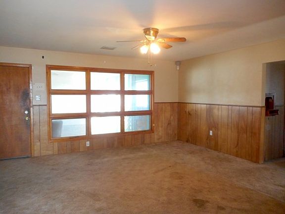 4th image of 1837 Lyndale Dr