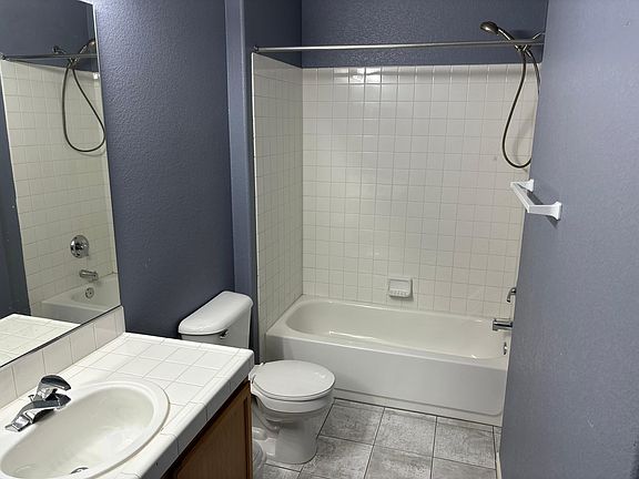 2nd image of 1050 E Cactus Ave Unit 2055