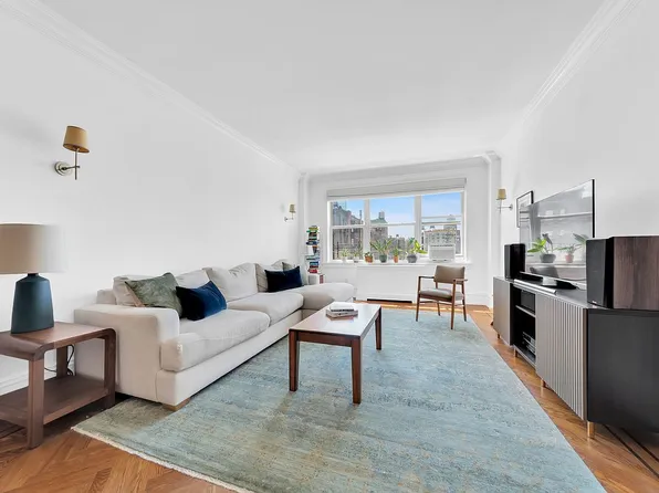 610 W 110th St APT 10D, New York, NY 10025