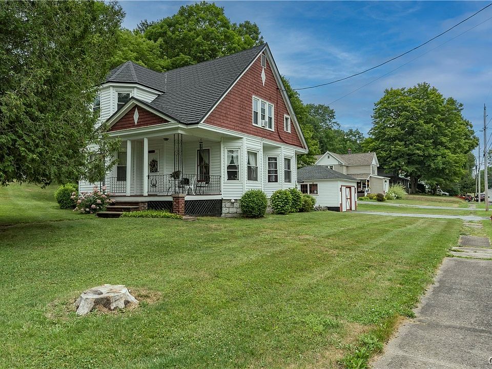 1st image of 7085 McAlpine St W