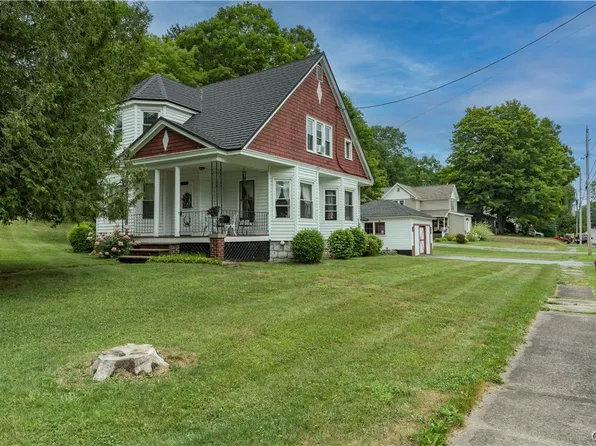 7085 McAlpine St W, Lyons Falls, NY 13368