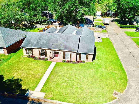 2nd image of 3044 Eugenia Ln