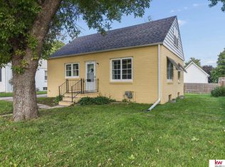103 Hollostone Dr, Blair, NE 68008