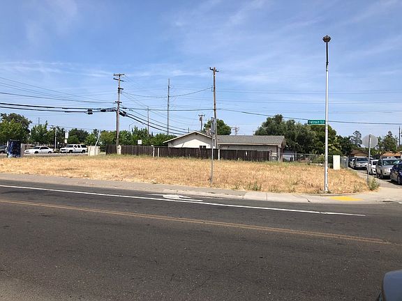 2nd image of 3361 Jola Cir