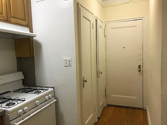2nd image of 11814 83rd Ave #4A