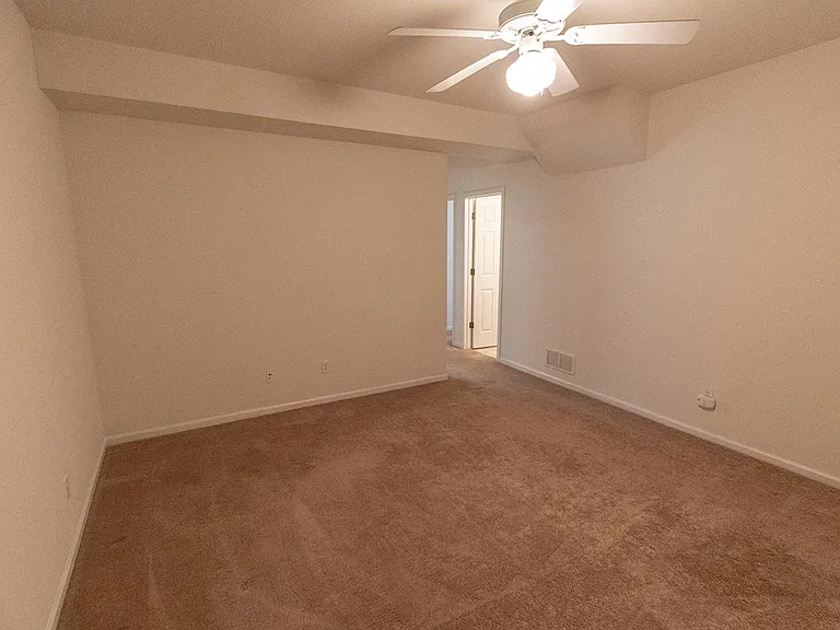 3402 Saint Charles Rd — Photo 19
