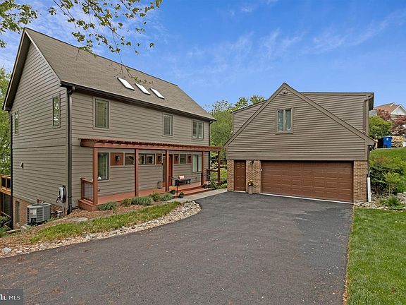 4th image of 4403 Kirchner Ct