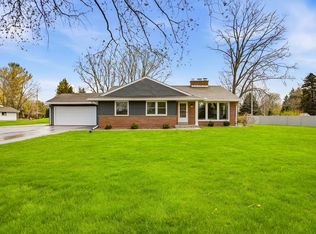 W228N3952 Crescent DRIVE, Pewaukee, WI 53072