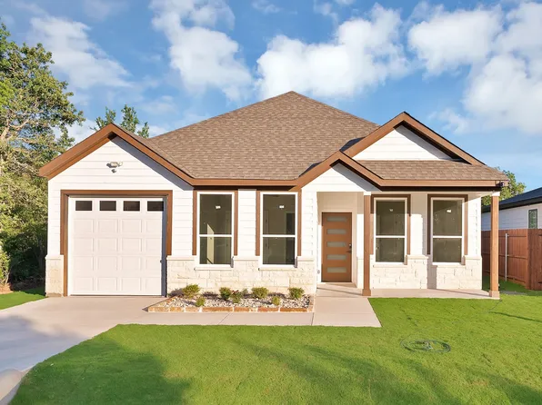 5805 Barkridge Dr, Granbury, TX 76048