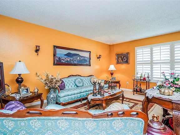 5th image of 17721 Norwalk Blvd Unit 3